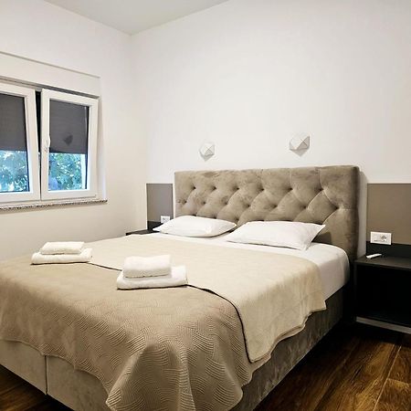 Apartments Okit Βόντιτσε Εξωτερικό φωτογραφία